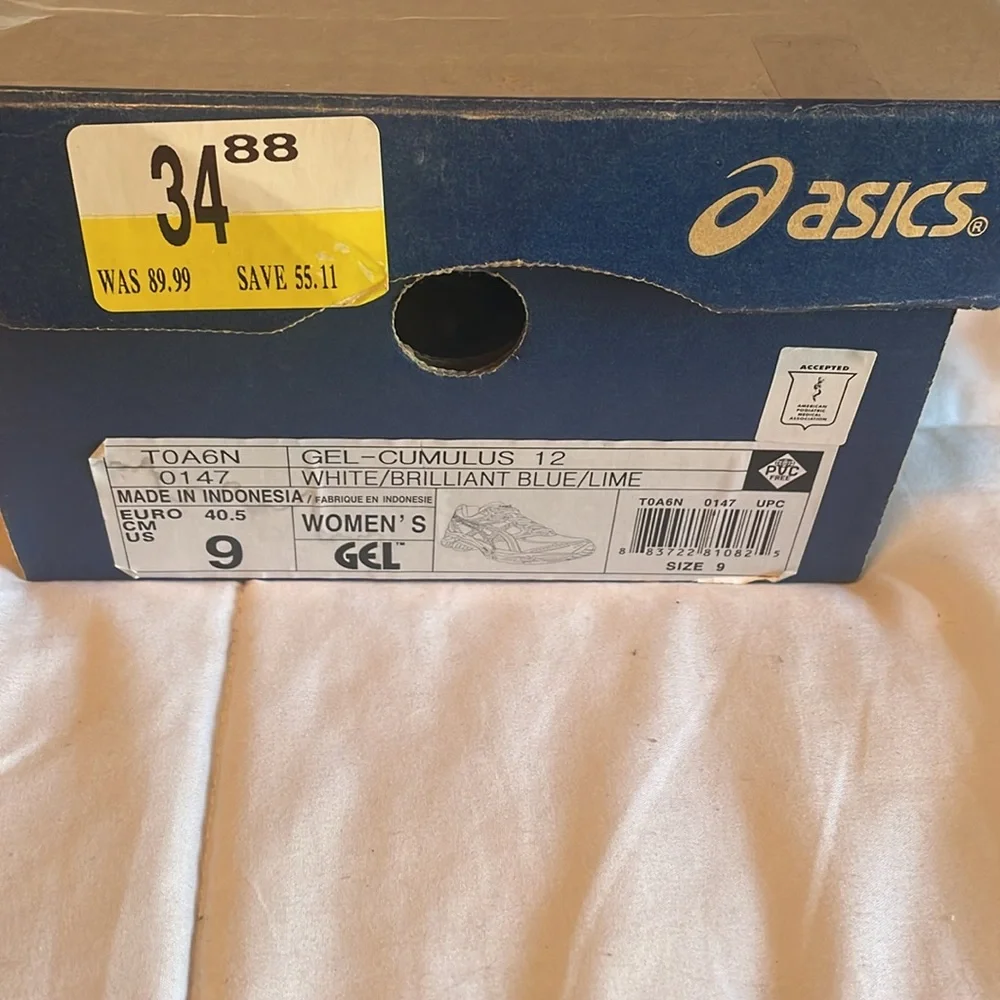 ASICS - Picture 7 of 7